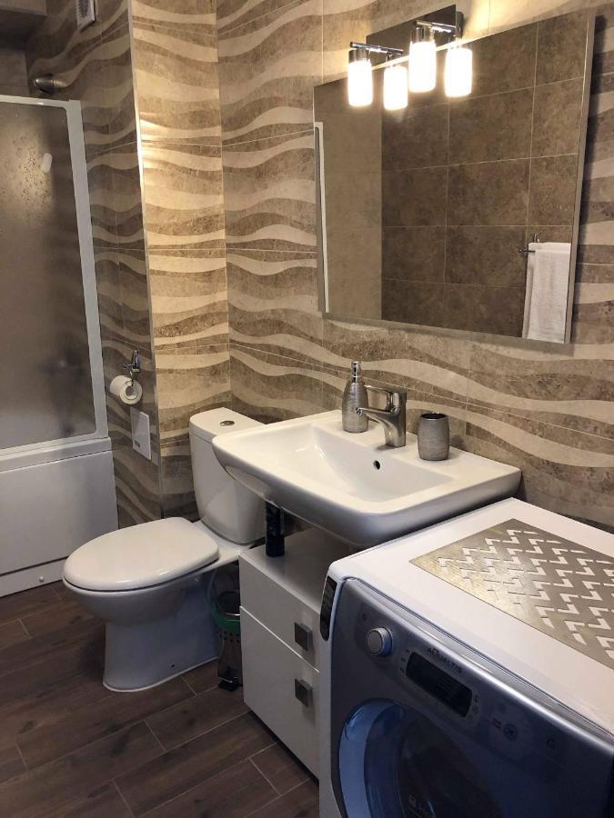 Apartament Studio Jadis 1 オラデア エクステリア 写真