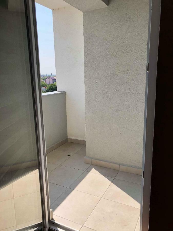 Apartament Studio Jadis 1 オラデア エクステリア 写真