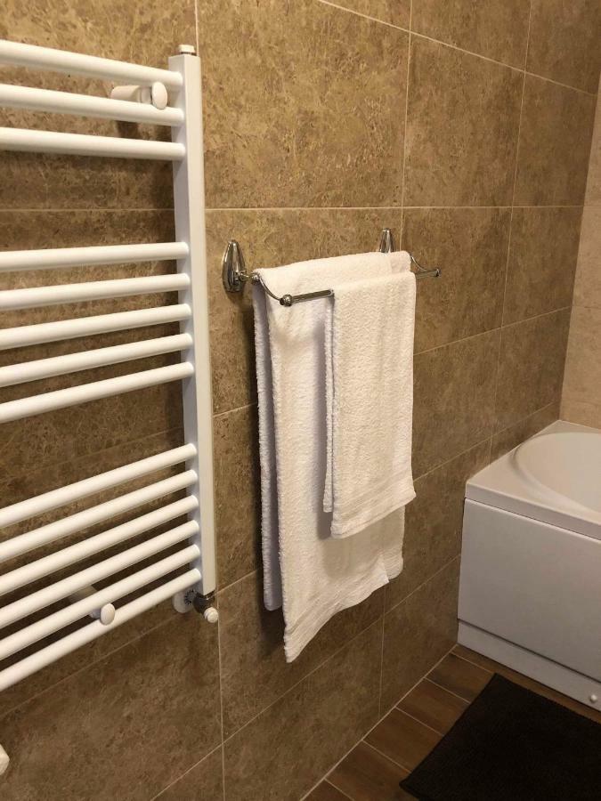 Apartament Studio Jadis 1 オラデア エクステリア 写真